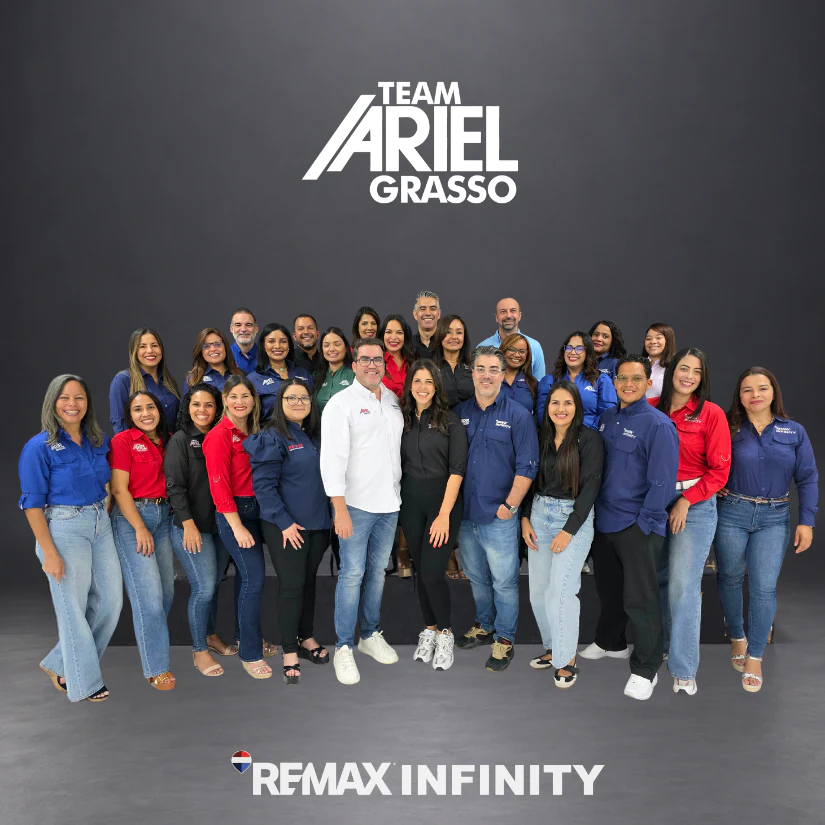 Team Ariel Grasso junto al equipo de REMAX Infinity